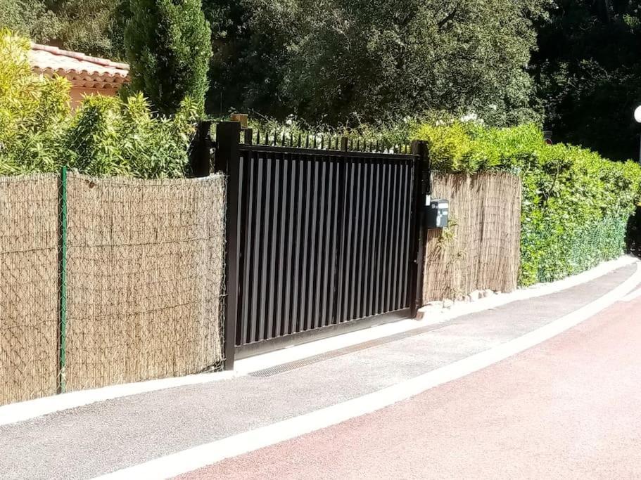 2 Pieces Climatise A 200M Des Plages Théoule-sur-Mer Exterior foto